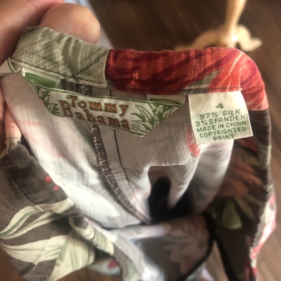 Vintage 90s Silk Hawaiian Floral Capris - Picture 10 of 11